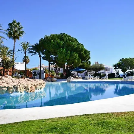 Via Real 78 * Nerja